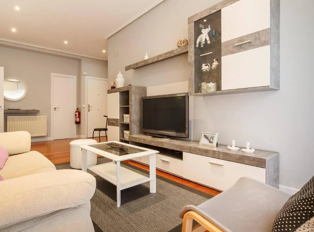 Vivienda Turistica De Prestancia En Castanos, Bilbao Apartment
